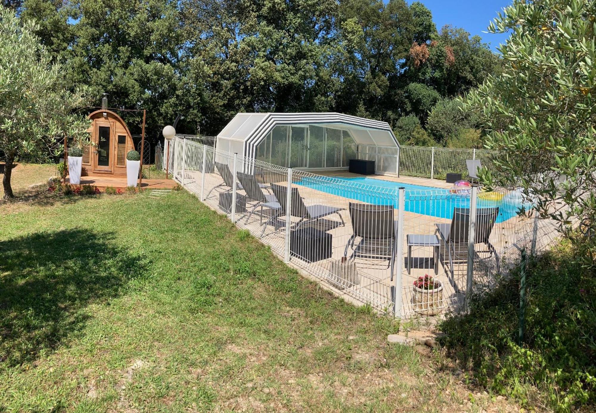 Domaine Des Lavarines Morieres-les-Avignon エクステリア 写真
